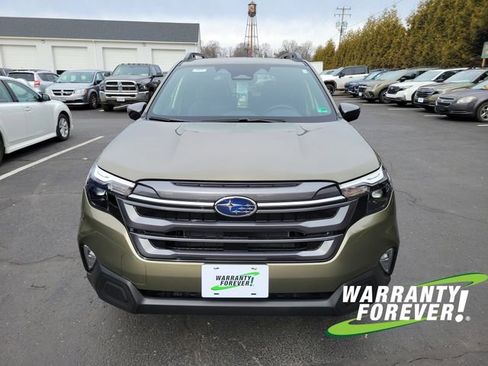 New 2025 Subaru Forester Premium image 2