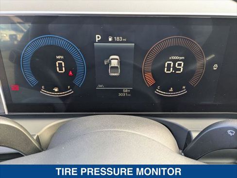 Used 2025 Hyundai Santa Cruz SEL image 16