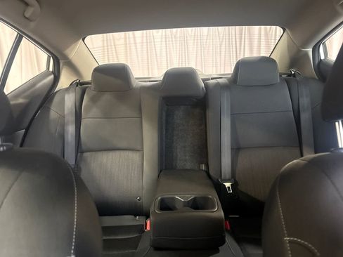 Used 2025 Nissan Altima 2.5 SV FWD image 29