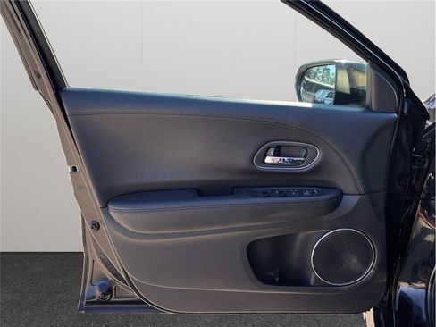 Used 2016 Honda HR-V EX-L image 16