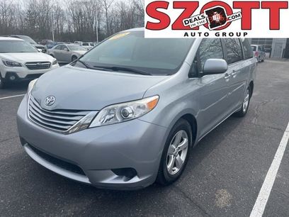 Used 2015 Toyota Sienna LE