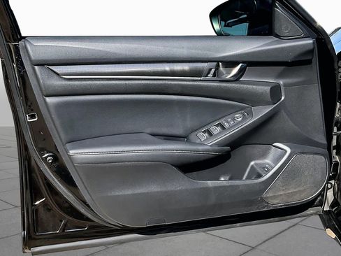 Used 2022 Honda Accord Sport image 18