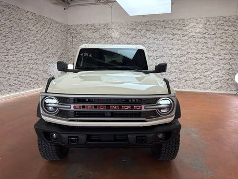 Used 2026 Ford Bronco Outer Banks w/ Sasquatch Package AWD/4WD image 2