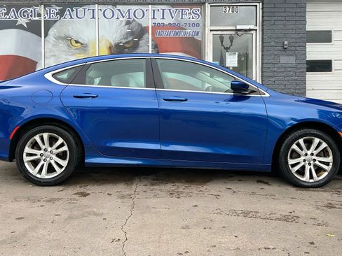Used 2015 Chrysler 200 Limited w/ Convenience Group FWD image 2