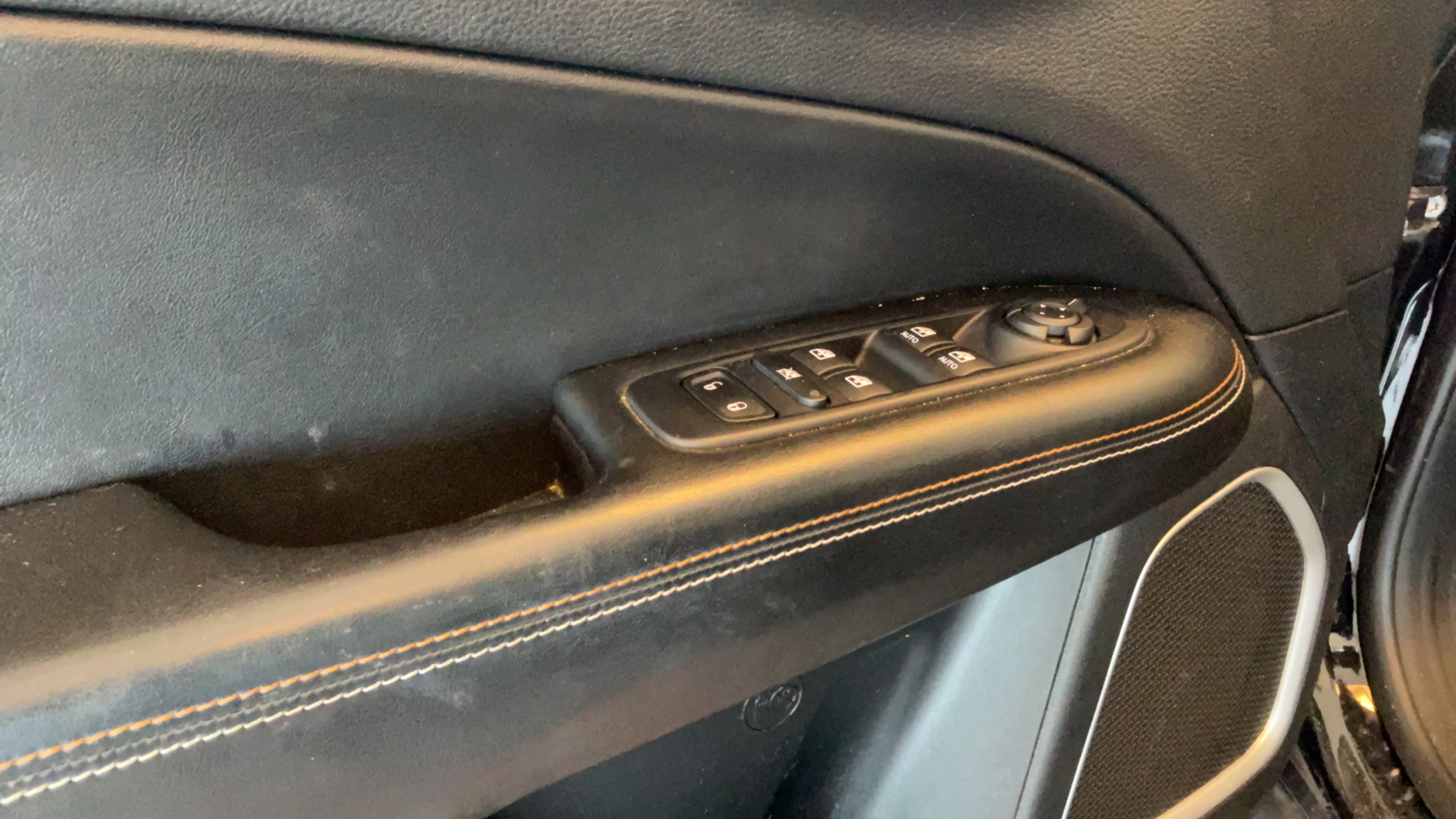 Used 2019 Jeep Compass Latitude w/ Popular Equipment Group AWD/4WD image 19