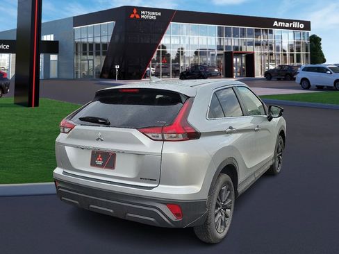 New 2026 Mitsubishi Eclipse Cross LE image 3