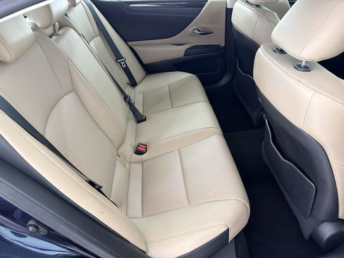 Used 2021 Lexus ES 350 w/ Premium Package FWD image 29