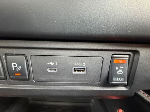 Used 2022 Nissan Frontier PRO-4X AWD/4WD image 29