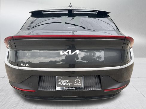Used 2024 Kia EV6 Light RWD image 7