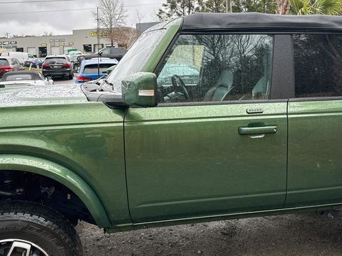 Used 2022 Ford Bronco Outer Banks image 5