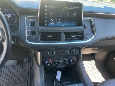 Used 2022 Chevrolet Tahoe Z71 w/ Luxury Package AWD/4WD image 21