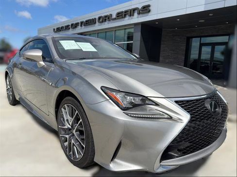 Used 2018 Lexus RC 300 AWD image 2