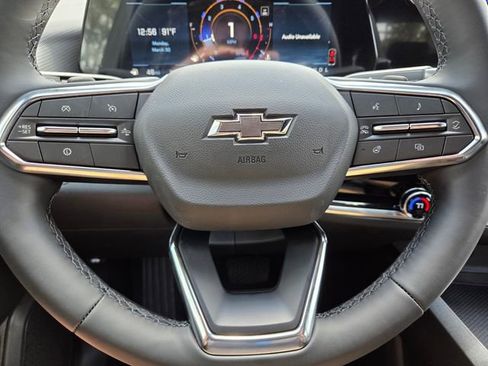 New 2026 Chevrolet Equinox LT w/ Convenience Package II image 31