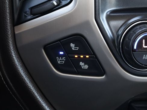 Used 2015 GMC Sierra 2500 Denali w/ Duramax Plus Package AWD/4WD image 35