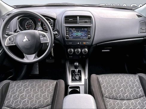 Used 2025 Mitsubishi Outlander Sport SE image 16