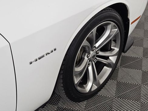 Used 2021 Dodge Challenger R/T RWD image 5