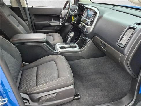 Used 2022 Chevrolet Colorado LT w/ LT Convenience Package RWD image 18