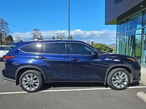 Used 2021 Toyota Highlander Limited image 5