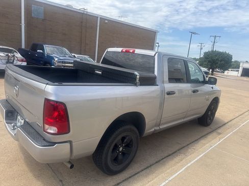Used 2021 RAM 1500 Classic SLT AWD/4WD image 4
