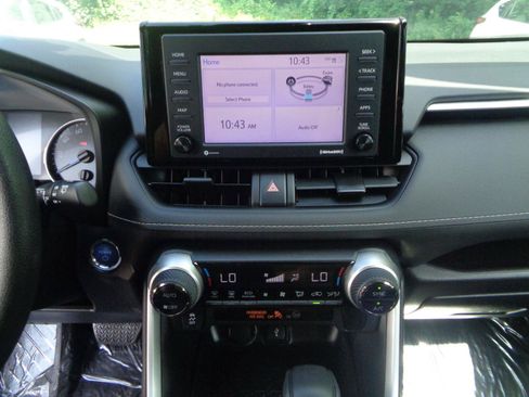Used 2022 Toyota RAV4 XLE w/ Convenience Package AWD/4WD image 14