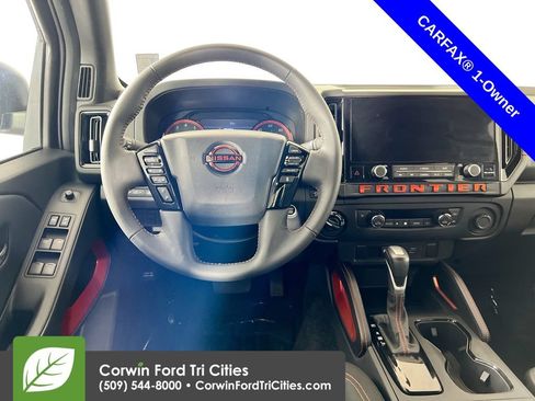 Used 2025 Nissan Frontier PRO-4X AWD/4WD image 23