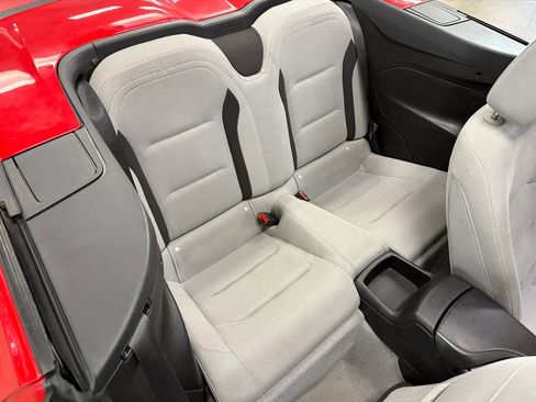 Used 2020 Chevrolet Camaro LT RWD image 11