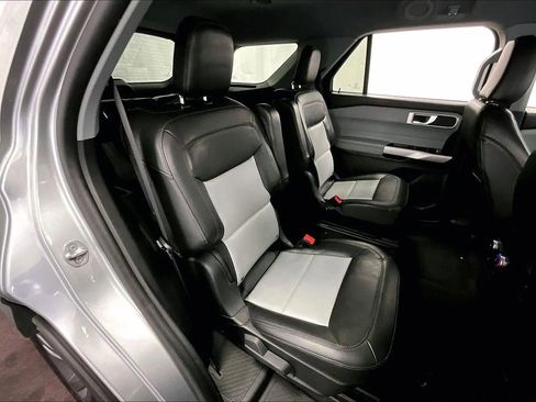 Certified 2023 Ford Explorer XLT w/ Equipment Group 202A image 26