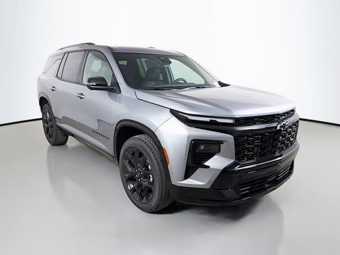 New 2026 Chevrolet Traverse RS w/ LPO, Floor Liner Package AWD/4WD image 3