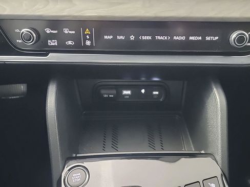 Used 2025 Kia Sportage X-Line w/ Premium Package image 33