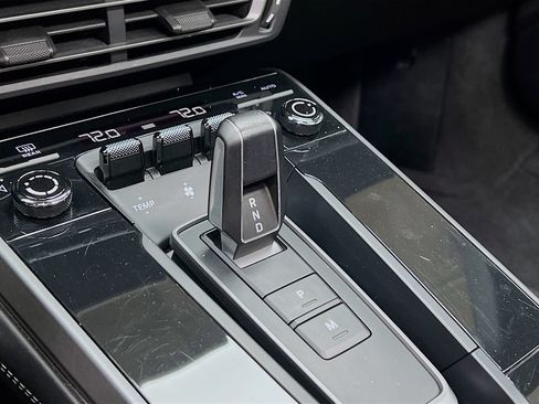 Certified 2023 Porsche 911 Carrera 4S AWD/4WD image 18