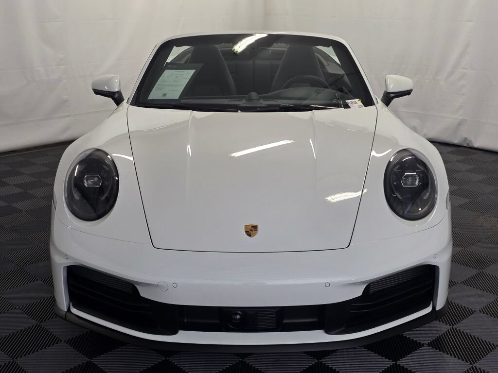 Certified 2025 Porsche 911 Carrera RWD image 11