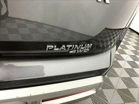 Certified 2022 Nissan Pathfinder Platinum AWD/4WD image 24