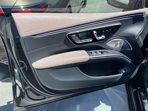 Used 2023 Mercedes-Benz EQS 450+ Sedan image 9