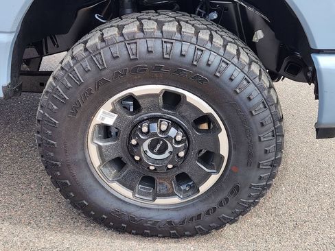 New 2026 Ford F250 Lariat w/ Tremor Off-Road Package AWD/4WD image 10