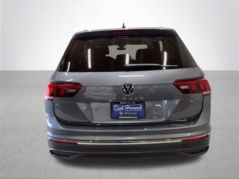 Certified 2023 Volkswagen Tiguan SE AWD/4WD image 14