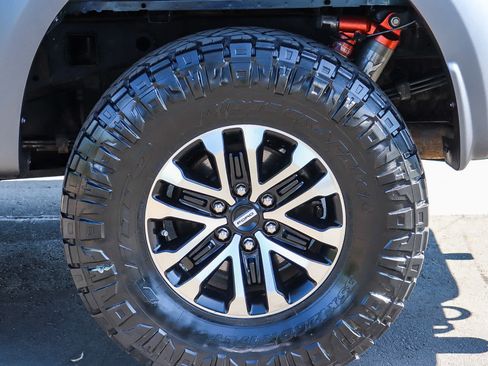 Used 2019 Ford F150 Raptor w/ Equipment Group 801A Mid AWD/4WD image 13