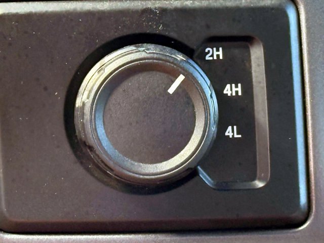 Used 2016 Ford F150 XLT AWD/4WD image 27