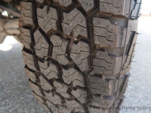 Used 2019 Ford F250 XL w/ Power Equipment Group AWD/4WD image 46