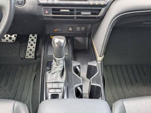 Used 2025 Toyota Camry SE w/ Convenience Package FWD image 16