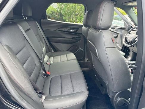 Used 2023 Chevrolet TrailBlazer RS w/ Convenience Package FWD image 26