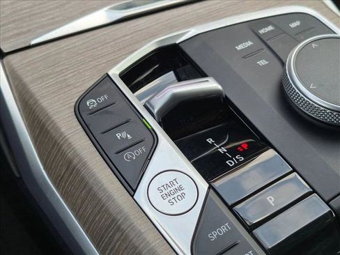 Used 2025 BMW 430i Convertible RWD image 11