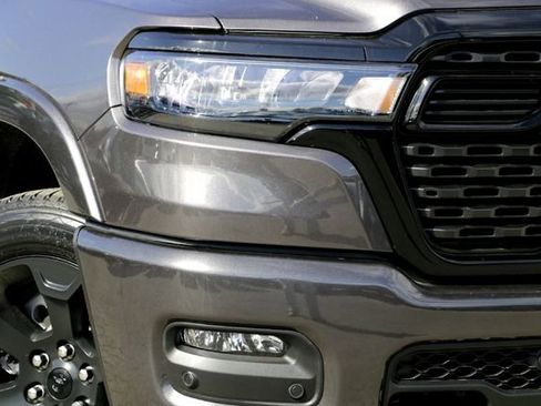 New 2026 RAM 1500 4x4 Crew Cab image 3
