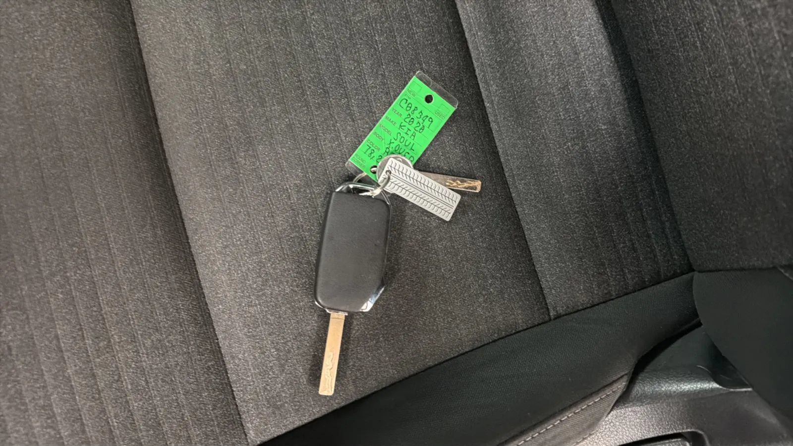 Used 2020 Kia Soul S FWD image 28