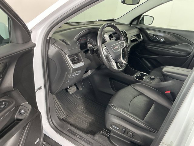 Used 2022 GMC Terrain SLT w/ GMC Pro Grade Package AWD/4WD image 9