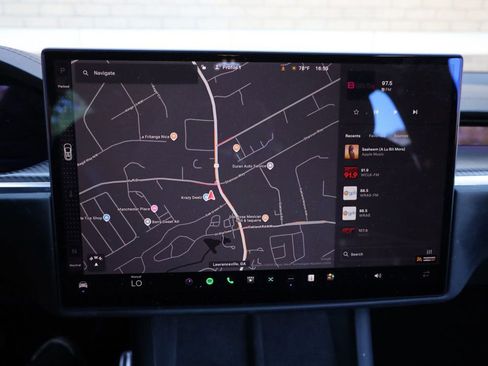 Used 2022 Tesla Model X Plaid image 32