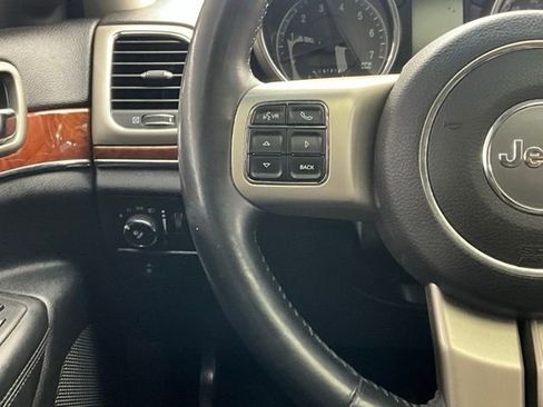Used 2013 Jeep Grand Cherokee Limited image 18