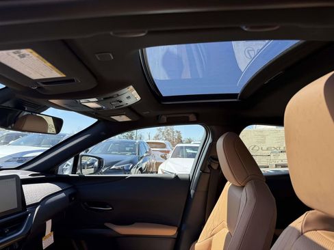 New 2026 Lexus UX 300h 300h Premium image 16