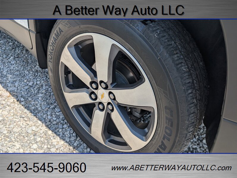 Used 2019 Chevrolet Traverse LT w/ LT Premium Package AWD/4WD image 21