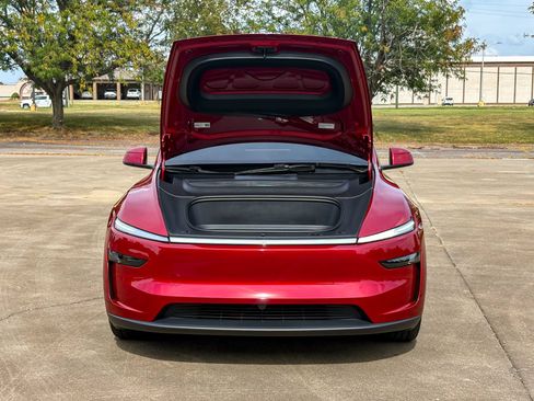 Used 2026 Tesla Model Y Long Range AWD/4WD image 36