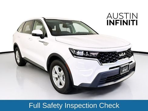 Used 2023 Kia Sorento LX FWD image 1